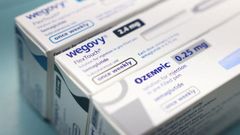 Los medicamentos basados en la semaglutida, diseados para tratar la diabetes, se han extendido como adelgazante, muchas veces de forma irregular