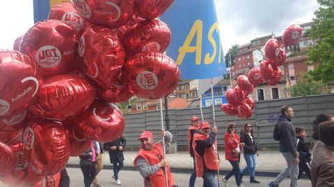 Manifestacin en Langreo por el Da de los Trabajadores