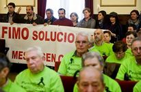Los trabajadores de FIMO llevaron sus protestas al �ltimo pleno de la corporaci�n.