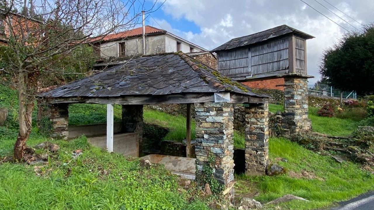 Cedeira destina 339.000 euros de remanentes a comprar la rectoral de San Román y hacer un puente