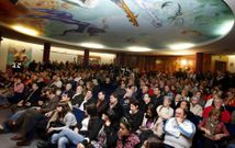 La casa de cultura sonense fue escenario de la �ltima votaci�n de una moci�n de censura. 