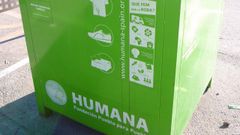 Contenedor de ropa de Humana Fundaci�n Pueblo para Pueblo