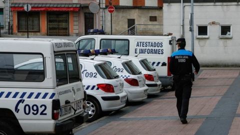 Un agente de la Polica Local de Siero