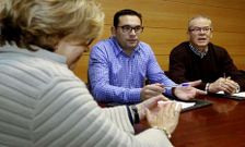 Juan Carlos Fern�ndez, secretario, y Antonio G�mez, presidente, ayer en el pol�gono de B�rtoa.