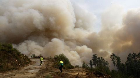 As se vea el incendio desde lo alto del can del ro Cabe