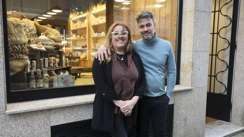 La pareja, a la entrada de su tienda �gourmet�
