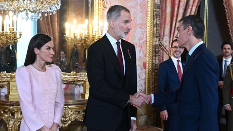 Acto institucional por los 50 aos de la monarqua