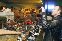 El espectacular nacimiento de Valga atrae cada a�o a miles de visitantes. 