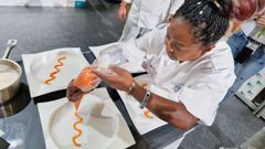 La cocinera Luisa de Sousa, que pas� su ni�ez y su adolescencia en Viveiro, durante el concurso