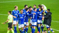 Los jugadores del Oviedo celebran la victoria en el derbi asturiano