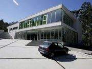 La residencia est� situada en el Lugar da Bidueira.