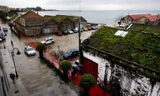 Las naves de Ojea est�n ubicadas en un lugar privilegiado junto al mar, en pleno centro.