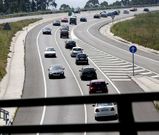 <span lang= es-es >Reforma viaria en O Morrazo</span>. Tras a�os de titubeos parece que por fin se pone en marcha su desdoblamiento con una partida de 800.000 euros. No obstante, la inversi�n precisa es muy superior.