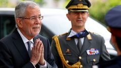 El presidente de Austria, Alexander Van der Bellen, fue identificado por la polic�a en un restaurante del centro de Viena
