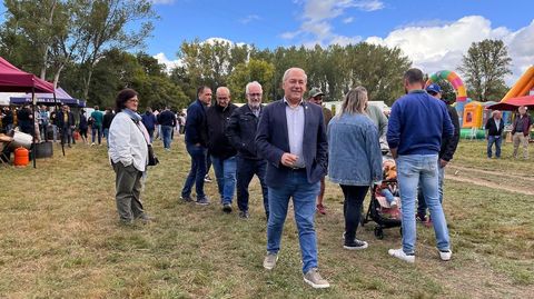 El alcalde, Jos� Tom�, no quiso perderse este domingo el San Mateo