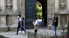 Imagen del pasado junio de la biblioteca general de la USC, adonde acud�an los alumnos a buscar libros; no se pod�a estudiar en ella
