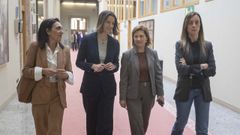 Las representantes gallegas de la Diputaci�n Permanente del Parlamento de Galicia, sin Besteiro, esta ma�ana.