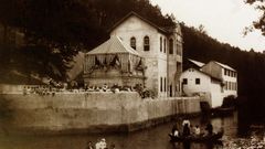 Foto de archivo del Balneario del L�rez en Monte Porreiro