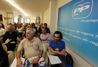 Dorgambide, en la sede del PP en las �ltimas auton�micas; atr�s, a su derecha, el senador Rivera. 