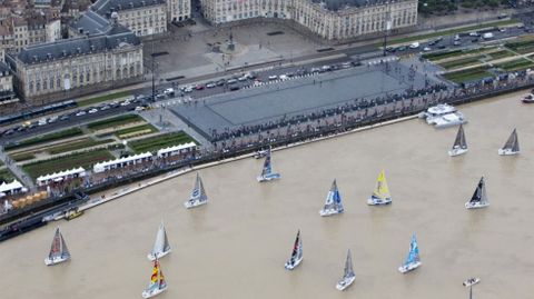 Una vista a�rea de las embarcaciones de La Solitaire en Burdeos
