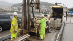 Cortado un carril en el puente de A Misericordia,�en Viveiro, para ver su estado