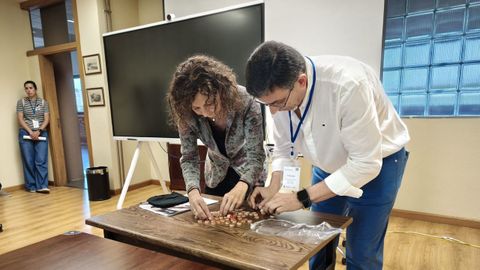 La consejera de Educaci�n, Eva Ledo, asiste el mismo d�a de las oposiciones al sorteo del tribunal