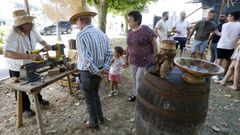 As festas labregas folclorizan un xeito de vida recente (na imaxe, �ltima Festa Labrega de Meis).