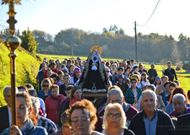 La Virgen de los Dolores fue en procesi�n de O Corpi�o a Montouto, con representaci�n del V�a Crucis. 