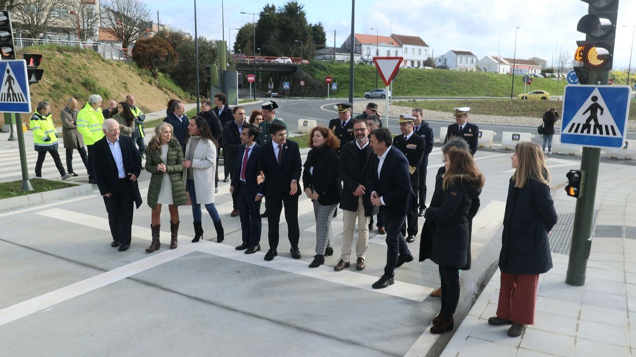 Todo a punto para abrir el primer tramo del bulevar de As Pías