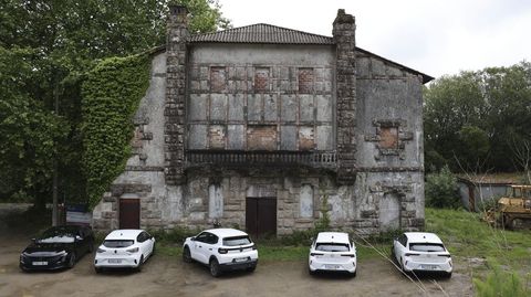 El colectivo vecinal Pontesionlla reclama la recuperaci�n para uso p�blico de la antigua estaci�n ferroviaria de A Sionlla