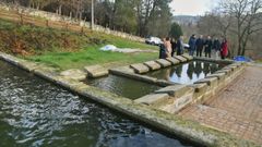 Alumnos de un taller de empleo recuperaron lavaderos y fuentes en Maside, Bobor�s y O Carballi�o