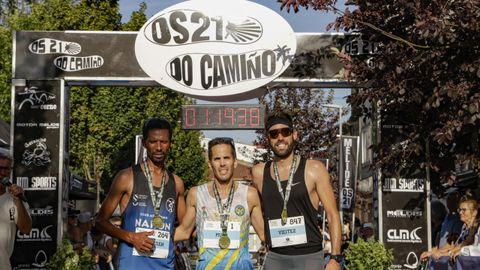 Workneh Fekiri, Amadeo Abal e Ismael Vi�itez completaron el podio masculino