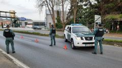 Control de la Guardia Civil este domingo en los accesos a la ciudad de A Coru�a para vigilar los desplazamientos de fin de semana
