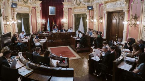 Pleno en el Concello de Ourense.