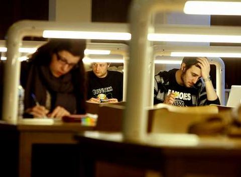 La USC cuenta con m�s de 25.000 estudiantes y en el 2011 abandonaron 1.295.
