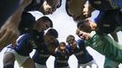 Los jugadores del juvenil A, antes del partido ante el Covadonga