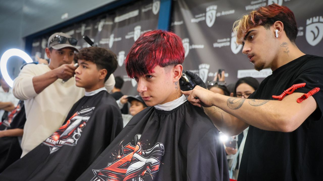Batalla de barberos en Vilagarcía: «Empecé por necesidad y ahora tengo dos negocios»