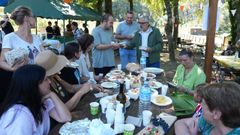 Festa da Colleita dos hortos urbanos do Rato e Paxari�os, coa presenza do deputado Miguel Fern�ndez