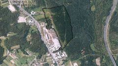 Imagen del per�metro de los primeros casi cien mil metros cuadrados del futuro pol�gono industrial de Valga, anexo a la zona donde se encuentran Serrer�as Rodr�guez y Mecanizados Oliveira.