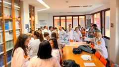 Encierro de los trabajadores del Hospital de Jove en la gerencia del centro