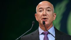 JEFF BEZOS. El fundador del gigante del comercio electrónico Amazon ha perdido en estos primeros seis meses del año 65.300 millones de dólares (62.681 millones de euros). A pesar de ello, su fortuna se mantiene en los 127.000 millones de dólares.