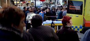 Muchos estradenses esperaban en la calle para saber lo ocurrido.