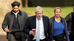 Boris Johnson, a su llegada este lunes a Downing Street