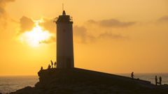 Ardiente puesta de sol en O Roncudo.