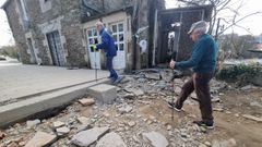 La crecida del Mi�o ha dejado impracticable una zona del camino que pasa por delante del viejo restaurante O Mu��o