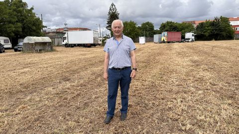 Andr�s Med�n, en el campo donde se celebrar� la fiesta. 