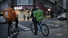 Riders, repartidores de comida a domicilio