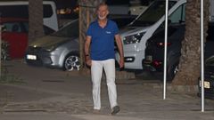 El rey, a su llegada al restaurante M�a en Palma de Mallorca