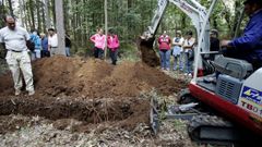 Imagen de archivo de la exhumaci�n de una fosa com�n de la Guerra Civil 