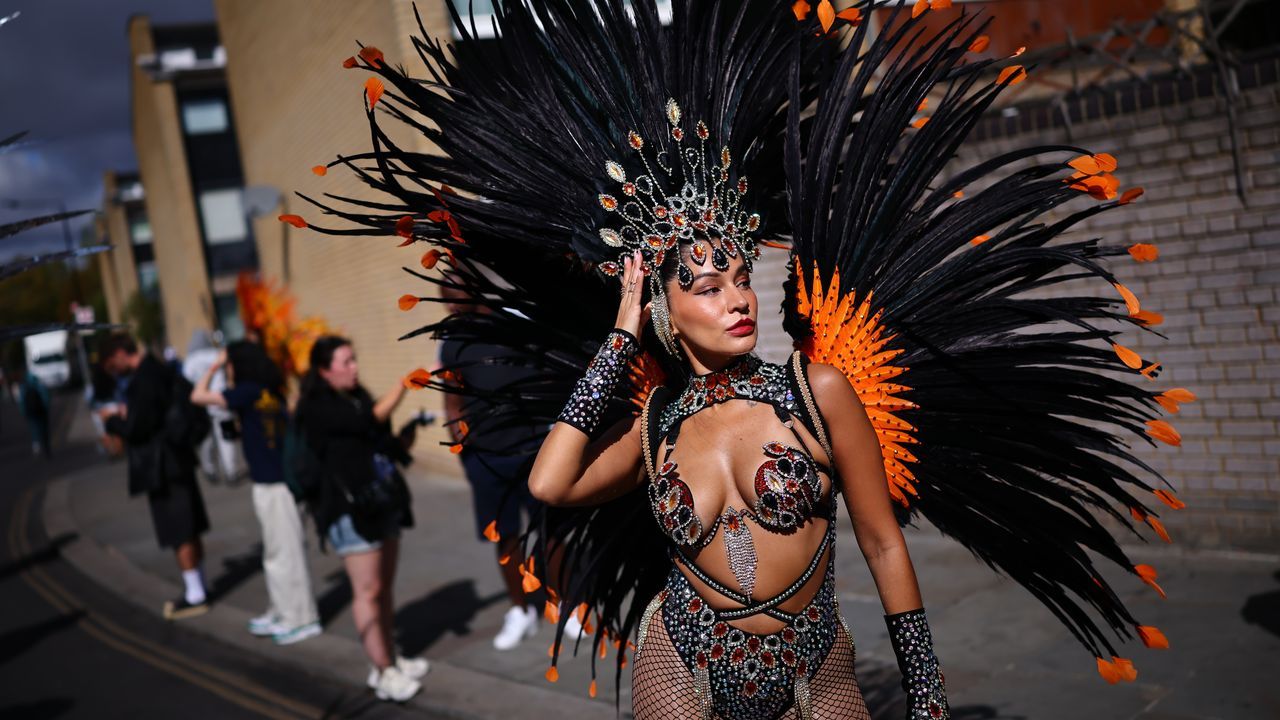 El Carnaval de Notting Hill celebra su 60 aniversario con un gran desfile y sabor canario